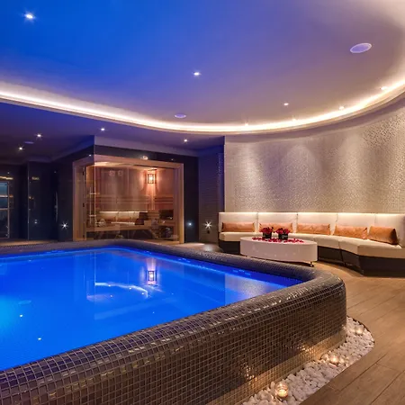 Hotel Radisson Blu Leogrand 5*